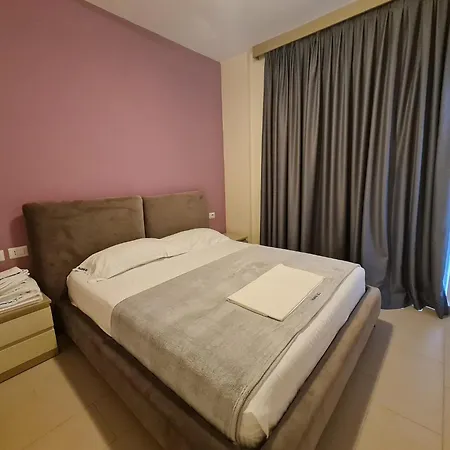 Apartment Spacious For Five Guests Gjirokastër